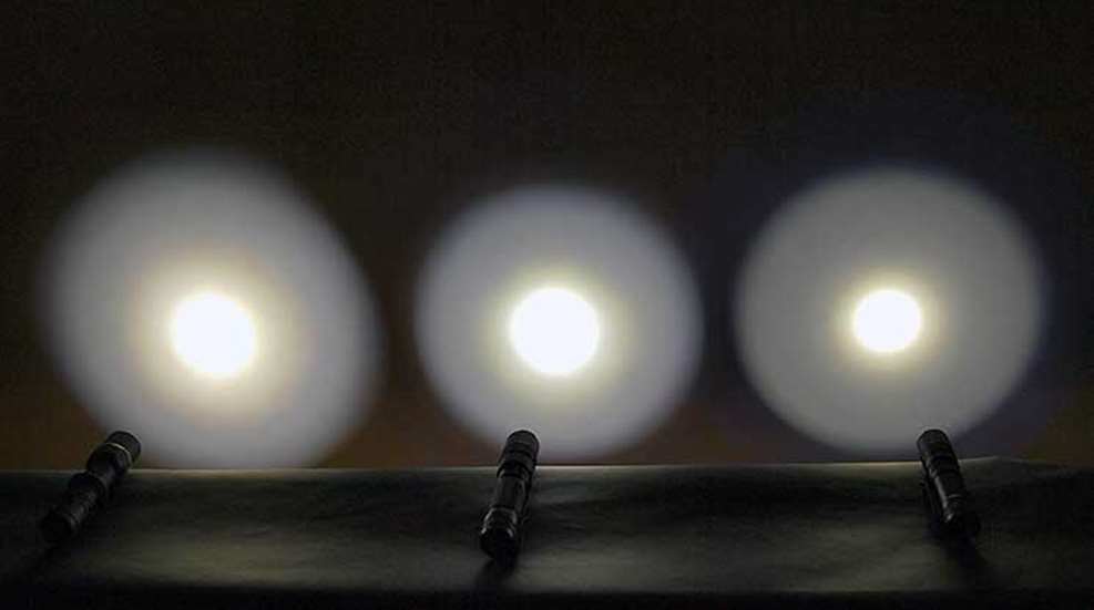 tactical-flashlight-for-concealed-carry-5.jpg