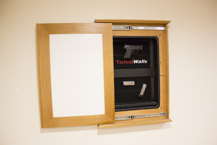 Tactical Walls, Smith &amp; Wesson, concealment