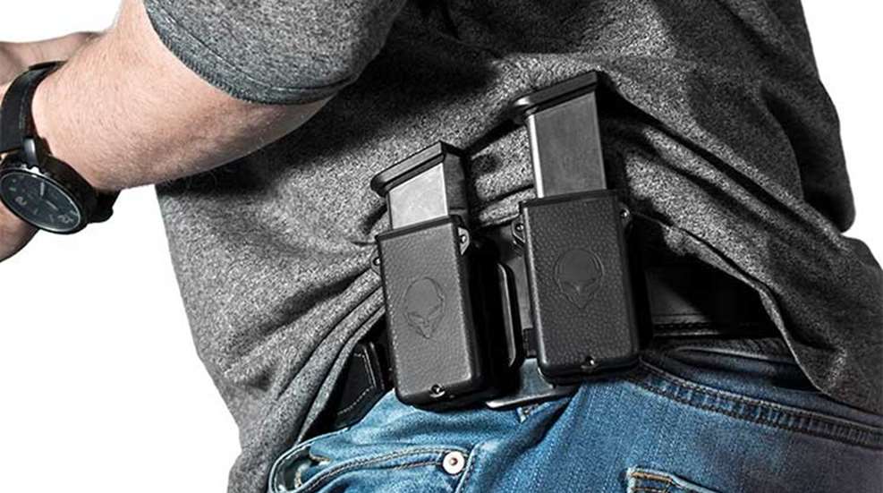 alien-gear-cloak-mag-carriers-f.jpg