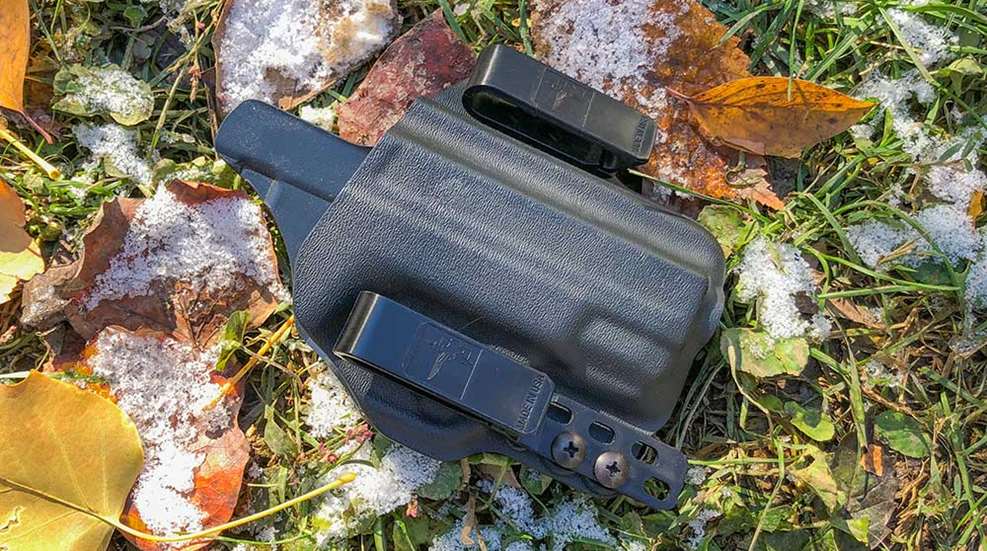 bravo-concealment-torsion-holster-review-f.jpg