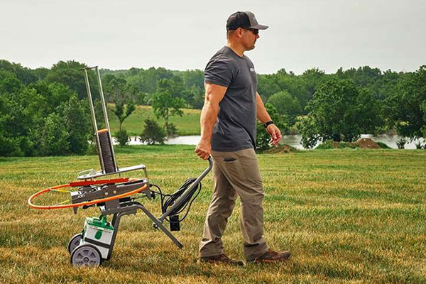 New: Champion Wheelybird 3.0 Trap Thrower