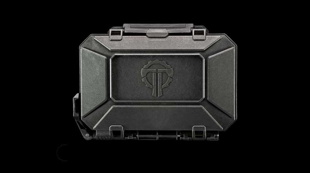 thyrm-darkvault-comms-case-f.jpg