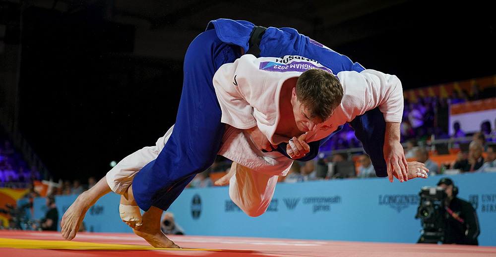judo wrestlers