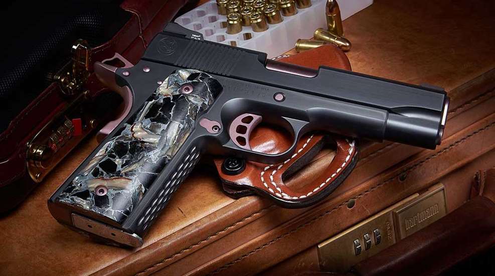 range-review-nighthawk-custom-ladyhawk-20-1911-f.jpg