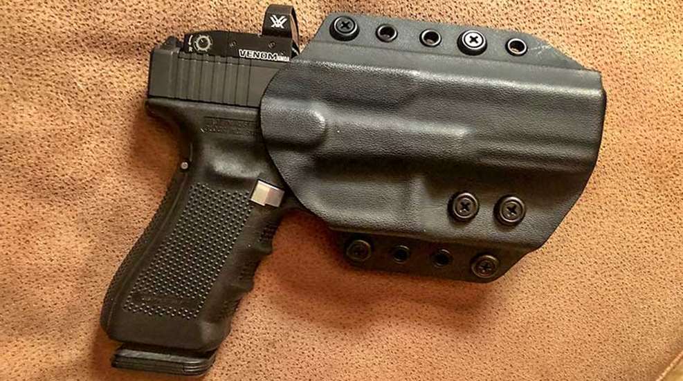 lenwood-wraith-owb-holster-f.jpg