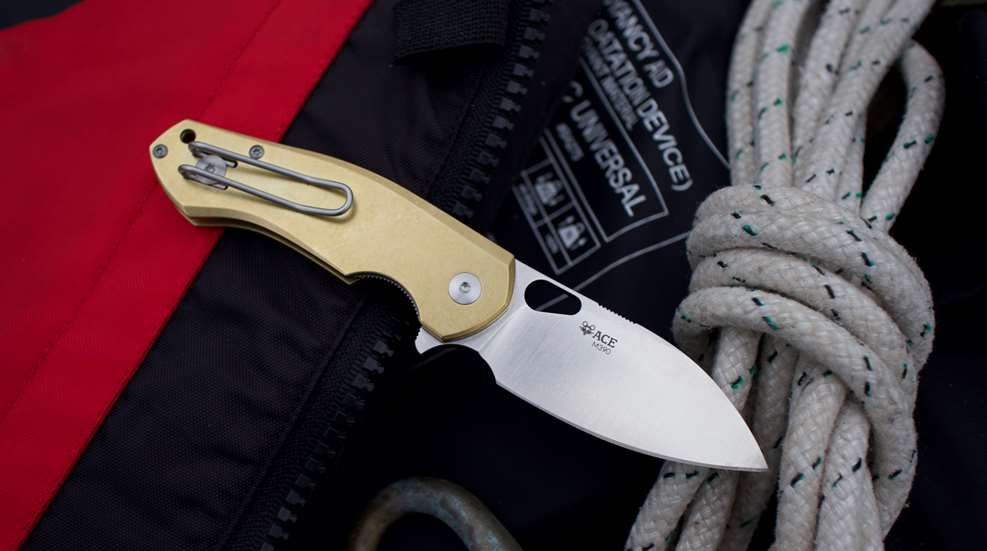 knife with brass handles