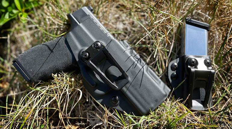 Review: Crucial Concealment IWB Ambidextrous Holster | An Official Journal Of The NRA