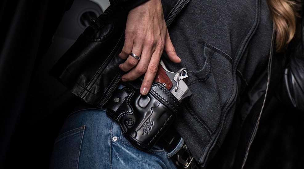 6-best-ways-to-carry-a-1911-f.jpg