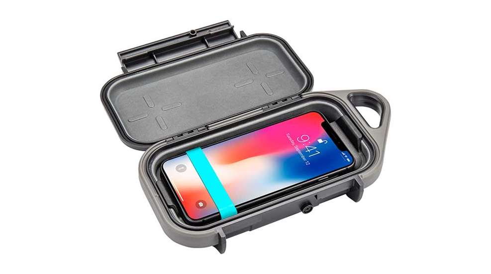 pelican-go-g40-charge-case-f.jpg