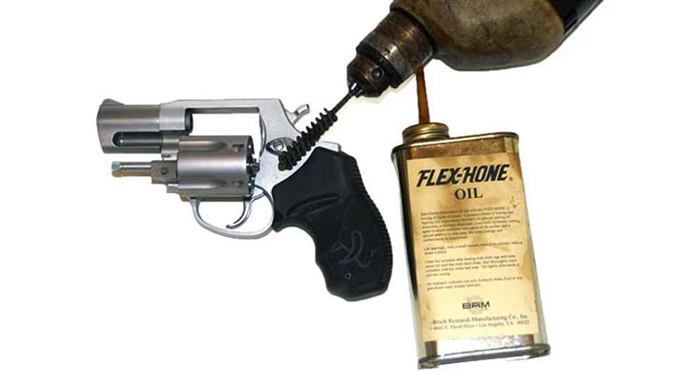 chamber-polish-reload-snubnose-revolvers-f.jpg