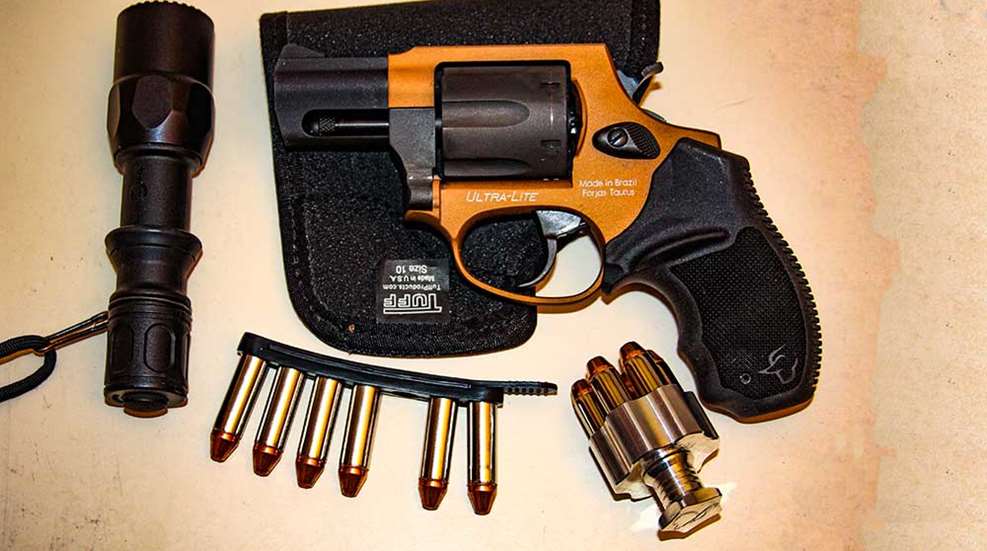 taurus-model-856ul-revolver-review-f.jpg