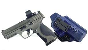 Smith & Wesson M&P9 M2.0 Metal with Holosun EPS red dot facing left