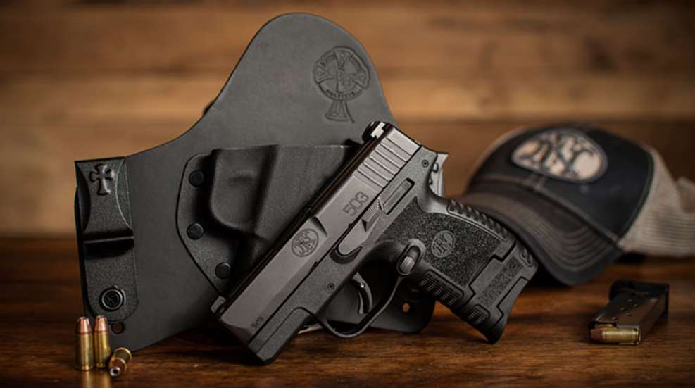 fn503_supertuck_02.jpg