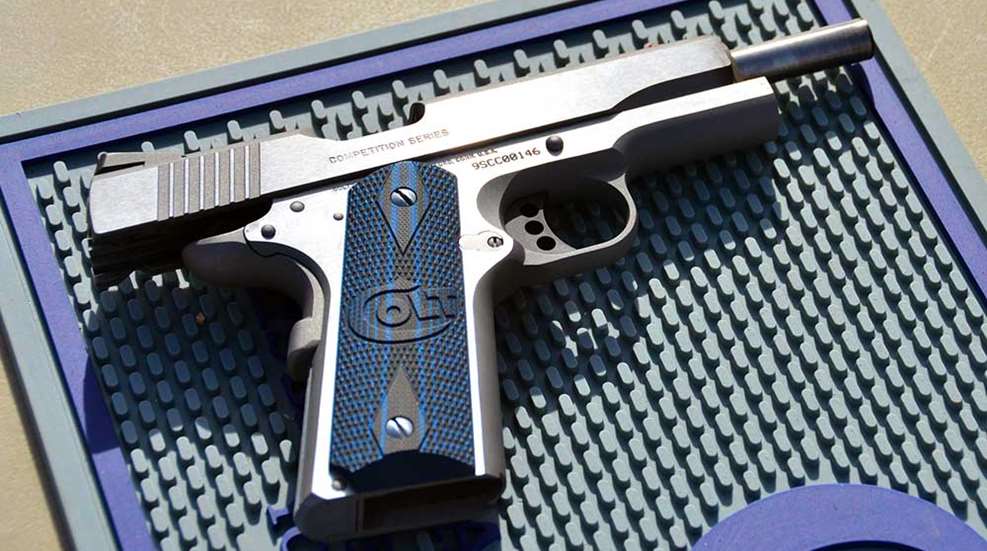 colt-oem-vz-handgun-1911-grips-f.jpg