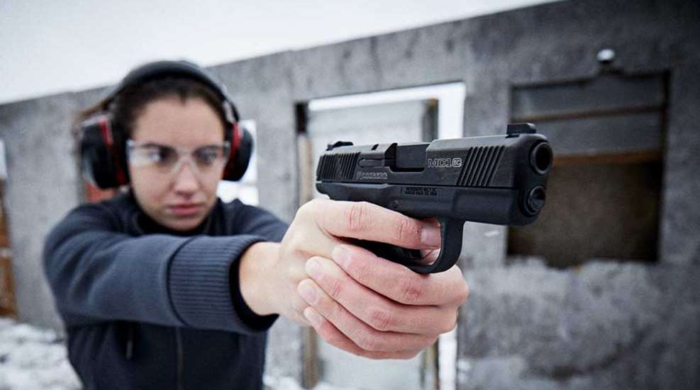 mossberg-mc1sc-gear-up-promotion-f.jpg